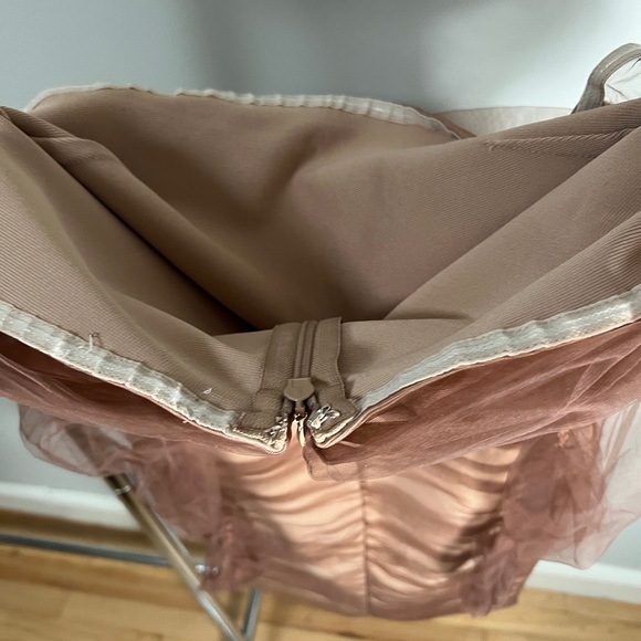 Bella Barnet Beige Dress - Picture 6 of 8